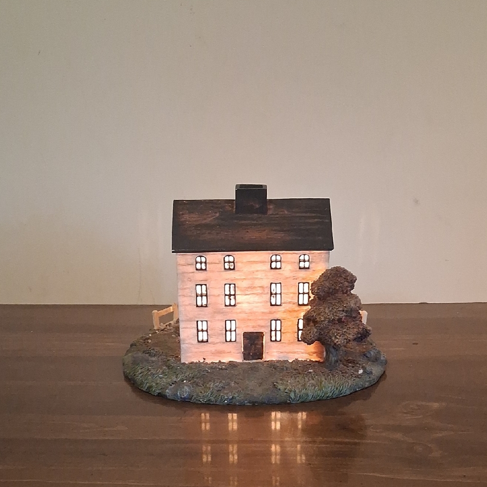 Night Light Figurine Christmas Village Illuminated House